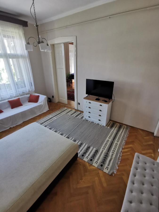 Antikvilla Apartman Segedín Exteriér fotografie